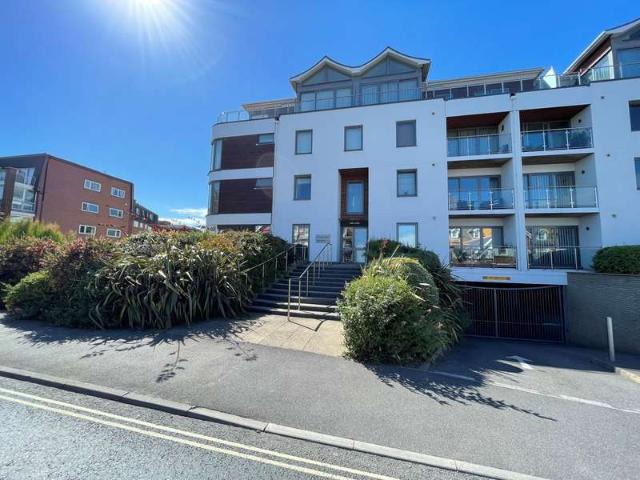 1 Bedroom Flat