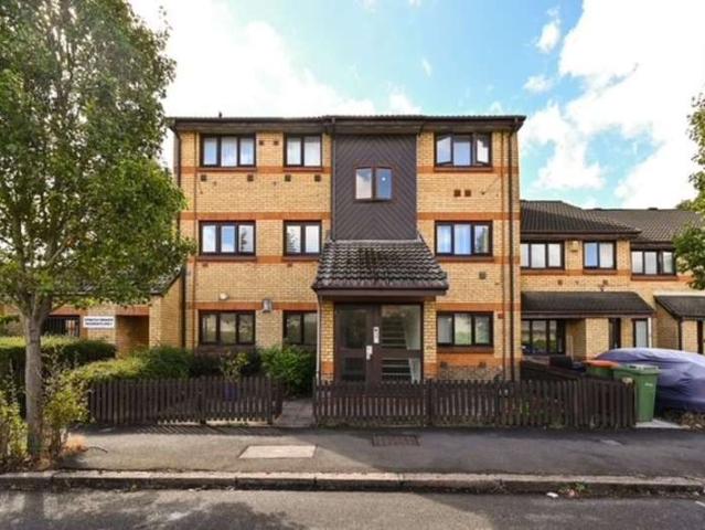 1 Bedroom Flat