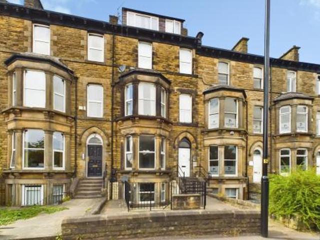 1 bedroom Flat To Let