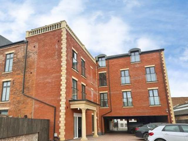 1 bedroom Flat To Let