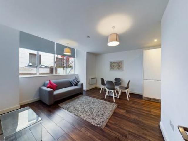 1 bedroom Flat To Let