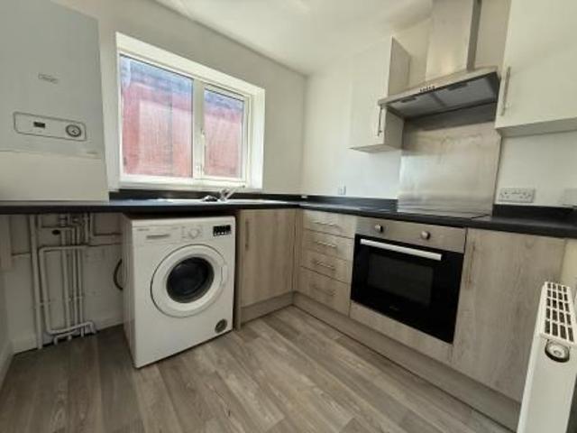 1 bedroom Flat To Let