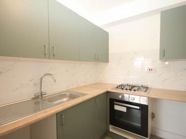 1 bedroom Flat To Let
