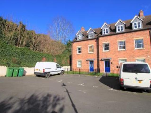 1 bedroom Flat To Let