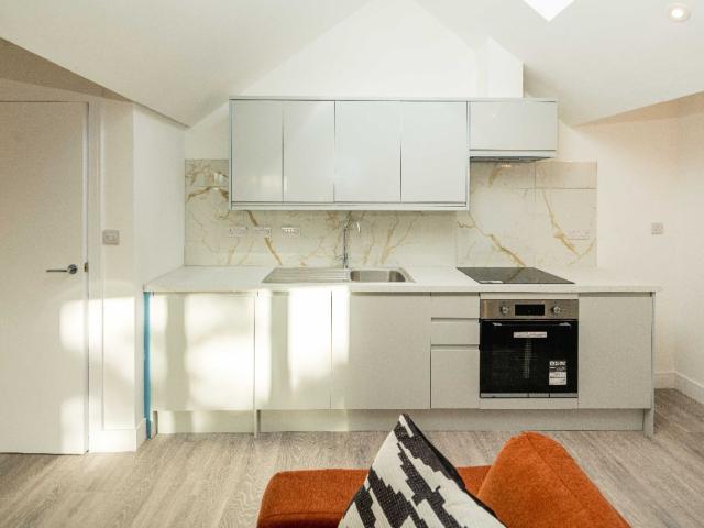 1 Bedroom Flat To Let