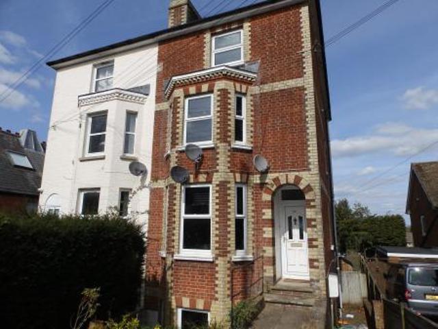 1 bedroom Flat To Let