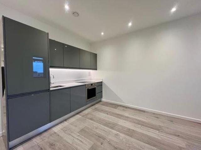 1 bedroom Flat To Let