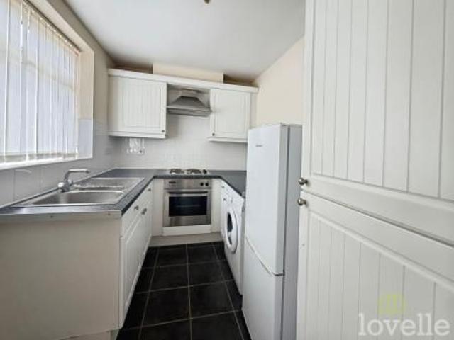 1 bedroom Flat To Let