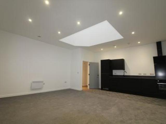 1 bedroom Flat To Let