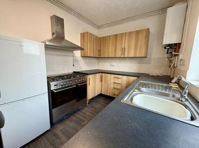 1 bedroom Flat To Let