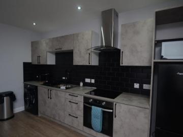 1 bedroom Flat To Let