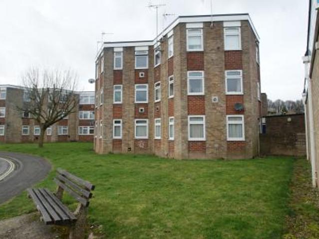 1 bedroom Flat To Let