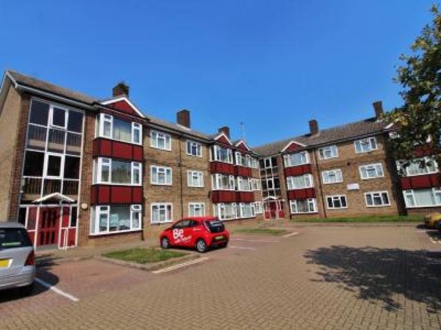 1 bedroom Flat To Let