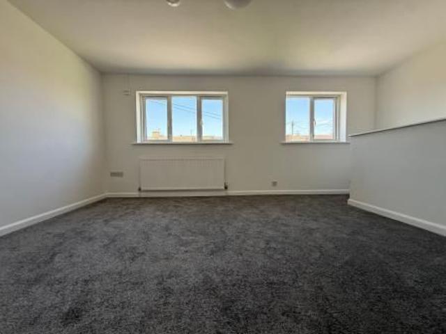 1 bedroom Flat To Let