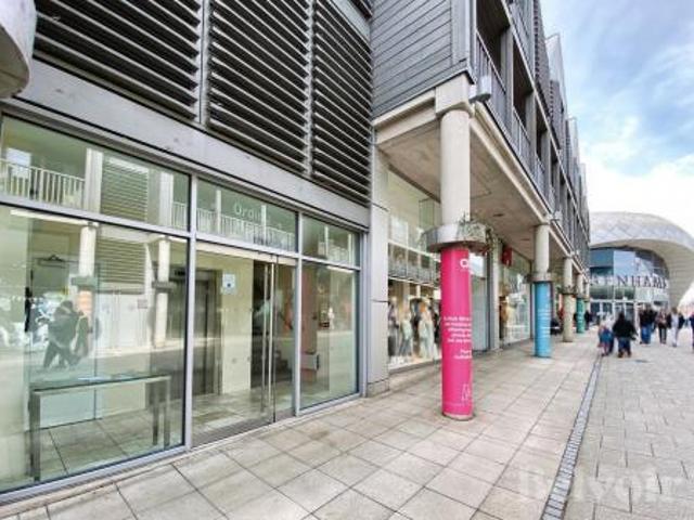 1 bedroom Flat To Let