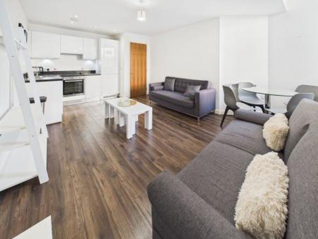 1 bedroom Flat To Let