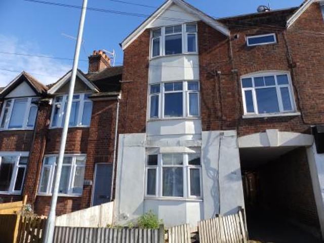 1 bedroom Flat To Let