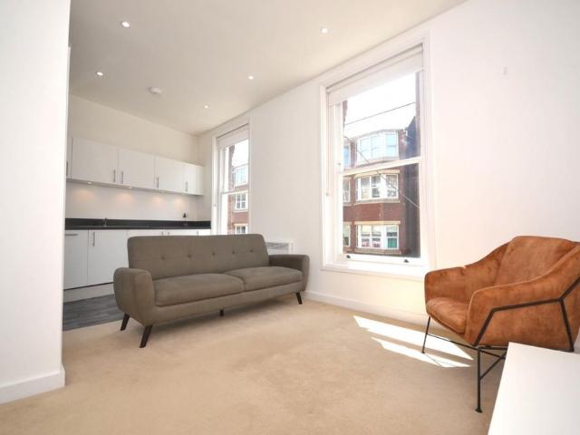 1 bedroom Flat To Rent