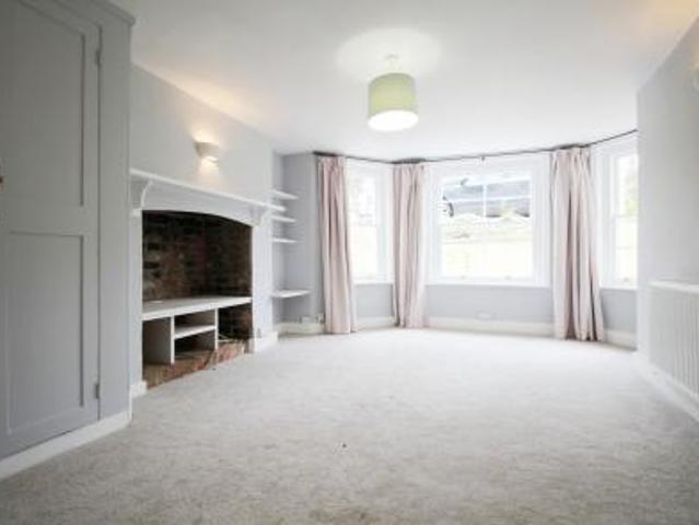 1 bedroom Flat To Let