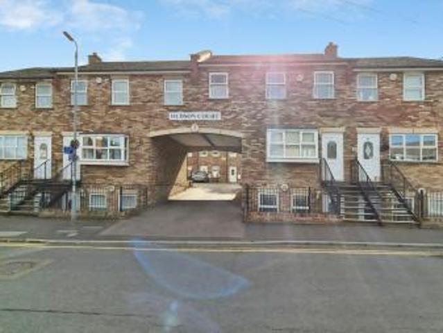 1 bedroom Flat To Let