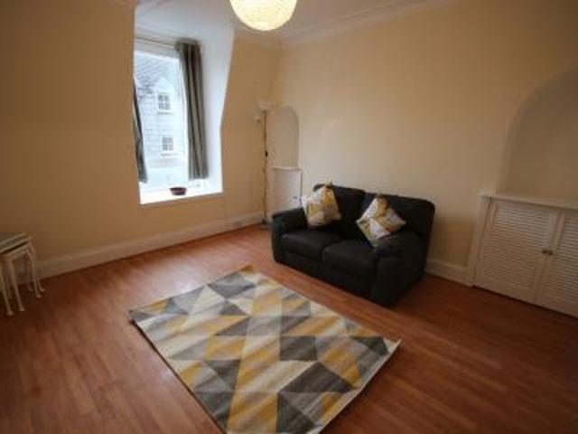 1 bedroom Flat To Let