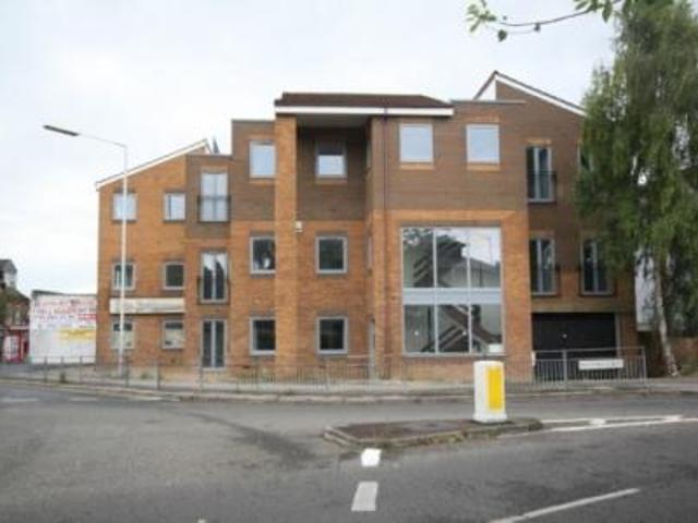 1 bedroom Flat To Let