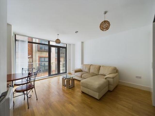 1 bedroom Flat To Let