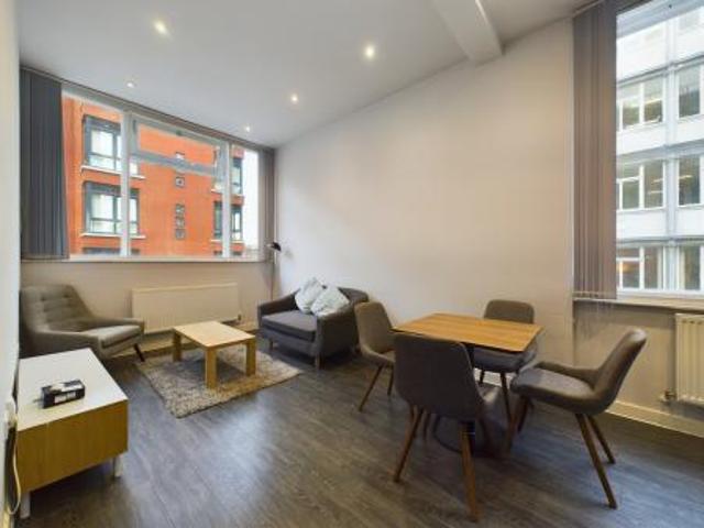 1 bedroom Flat To Let