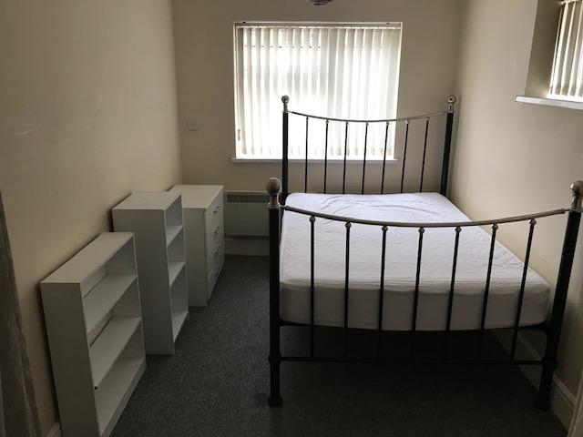 1 bedroom Flat To Let