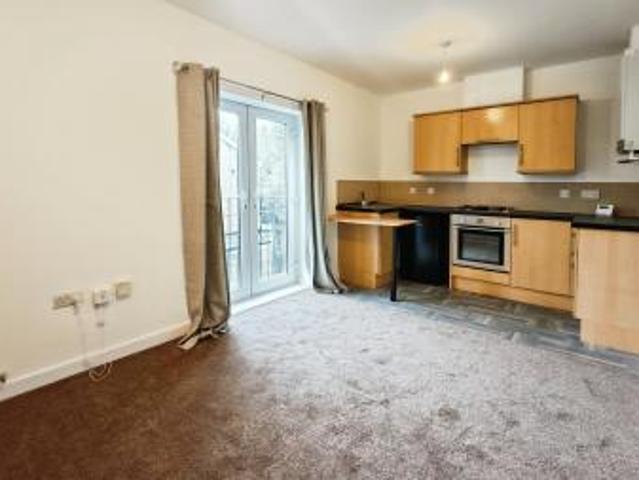 1 bedroom Flat To Let
