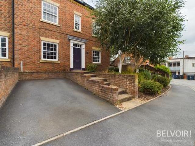 1 bedroom Flat To Let