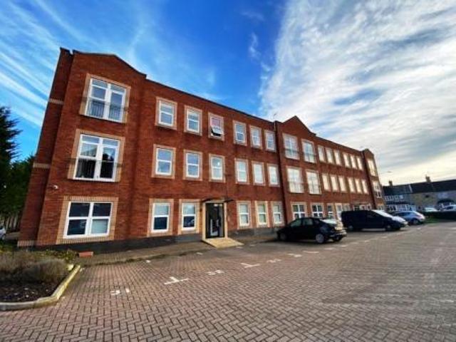 1 bedroom Flat To Let
