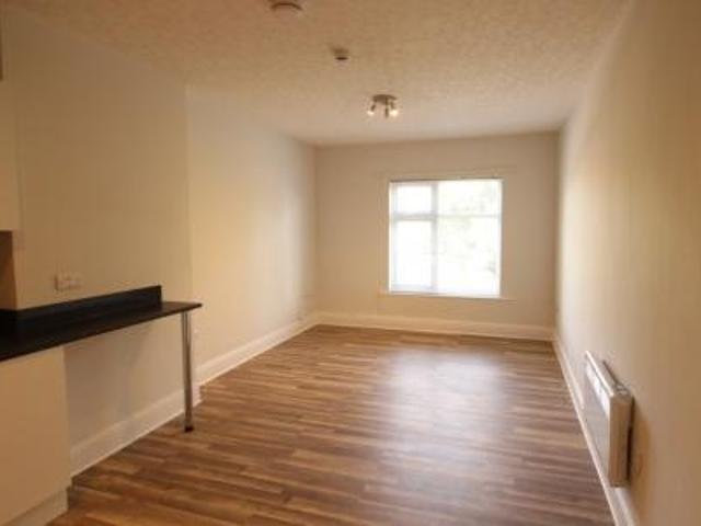 1 bedroom Flat To Let