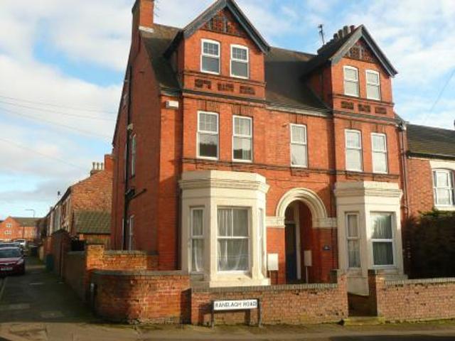 1 bedroom Flat To Let