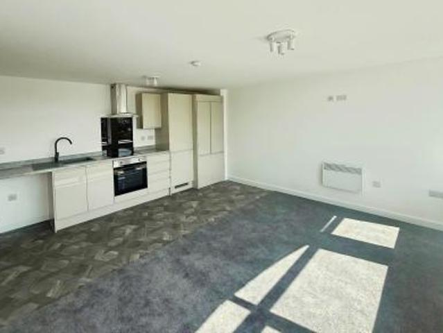 1 bedroom Flat To Let