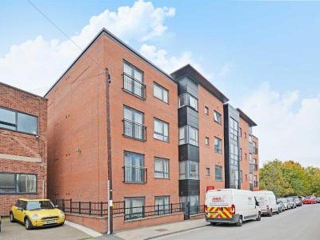 1 bedroom Flat Let Agreed
