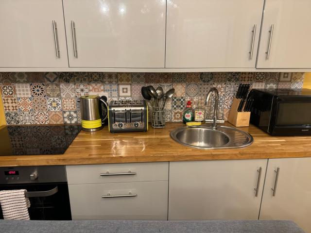 1 Bedroom Flat To Let in Bath, BA1