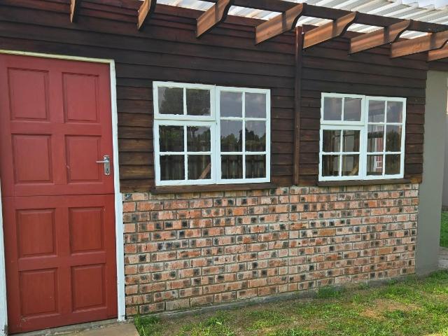 1 Bedroom Flat To Let in Bainsvlei