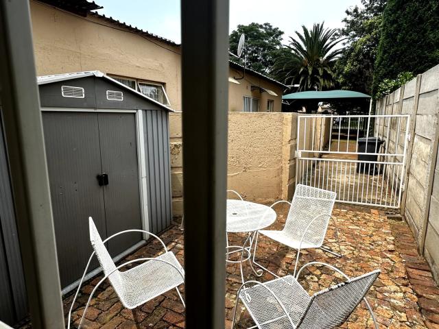 1 Bedroom Flat To Let in Dalview
