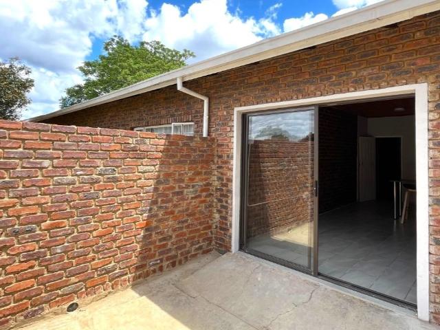 1 Bedroom Flat To Let in Modimolle