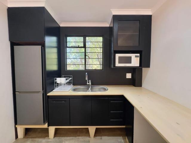 1 Bedroom Flat To Let in Northam