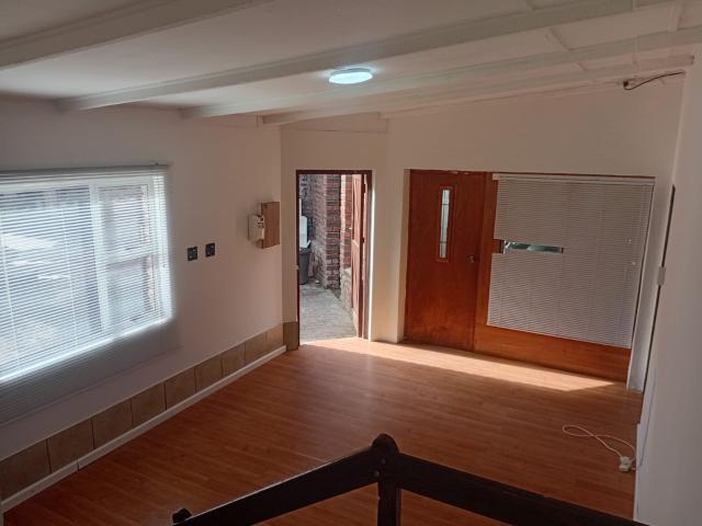 1 Bedroom Flat To Let in Vincent