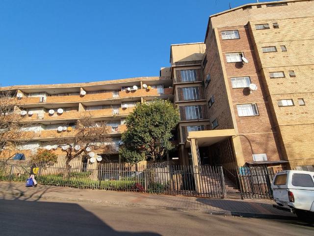 1 Bedroom Flat To Let in Yeoville