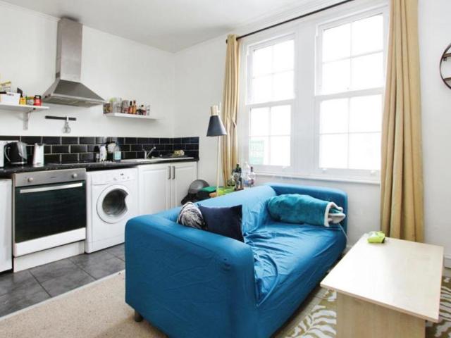 1 bedroom flat to let, Montpelier, Bristol | Ocean Estate Agents