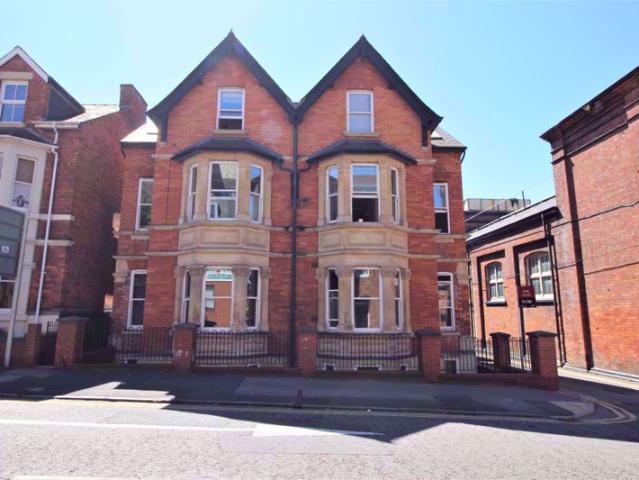 1 Bedroom Flat To Rent, Milton Road, Swindon SN1, 1 bed flat to rent, £700 pcm | PrimeLocation