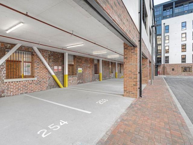 1 bedroom flat to rent on Atkinson Street, Leeds