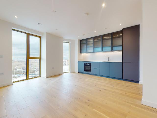 1 bedroom flat to rent on Ashley Road, London
