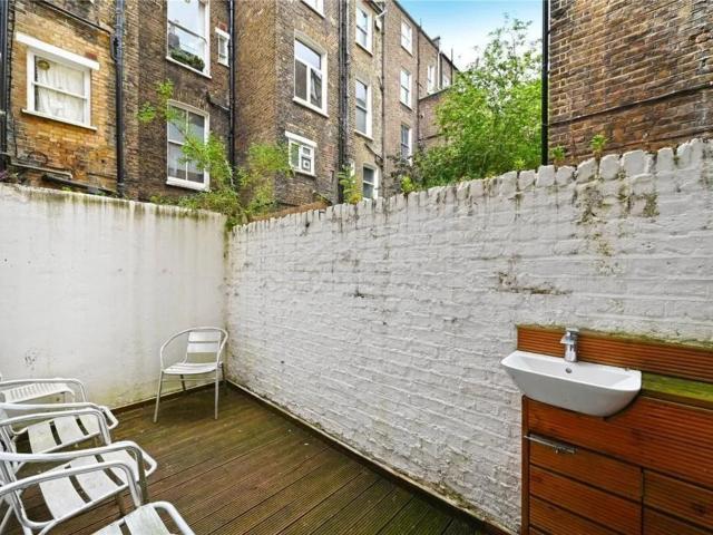 1 bedroom flat to rent on Castletown Road, London