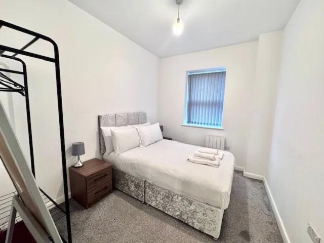 1 bedroom flat to rent on Churchgate, Bolton