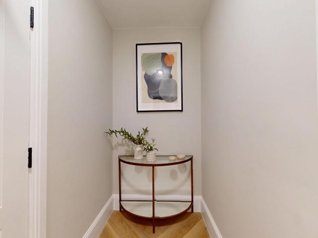 1 bedroom flat to rent on Draycott Avenue, London